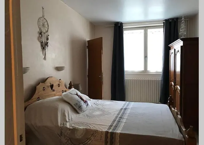 Appartement 4 - 6 Personnes Avec Wifi Centre La Bourboule