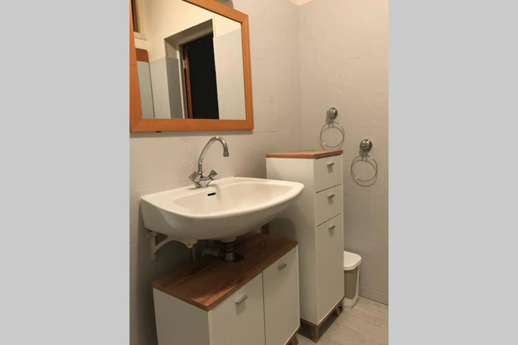 4 - 6 Personnes Avec Wifi Centre Apartment La Bourboule