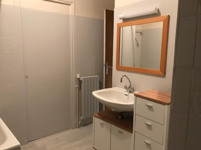 4 - 6 Personnes Avec Wifi Centre Apartment La Bourboule